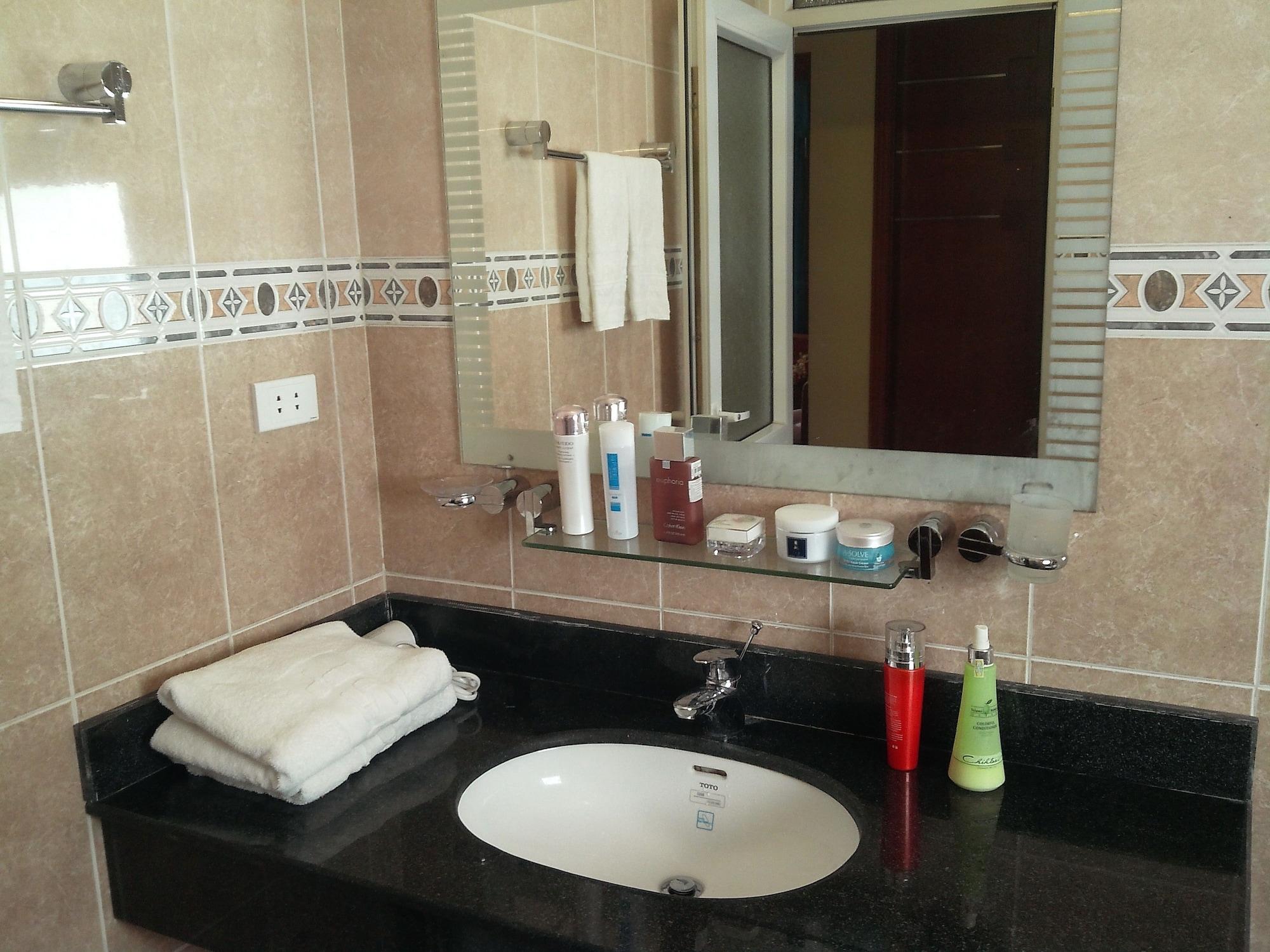 Camela Hotel & Resort Hajfong Zewnętrze zdjęcie