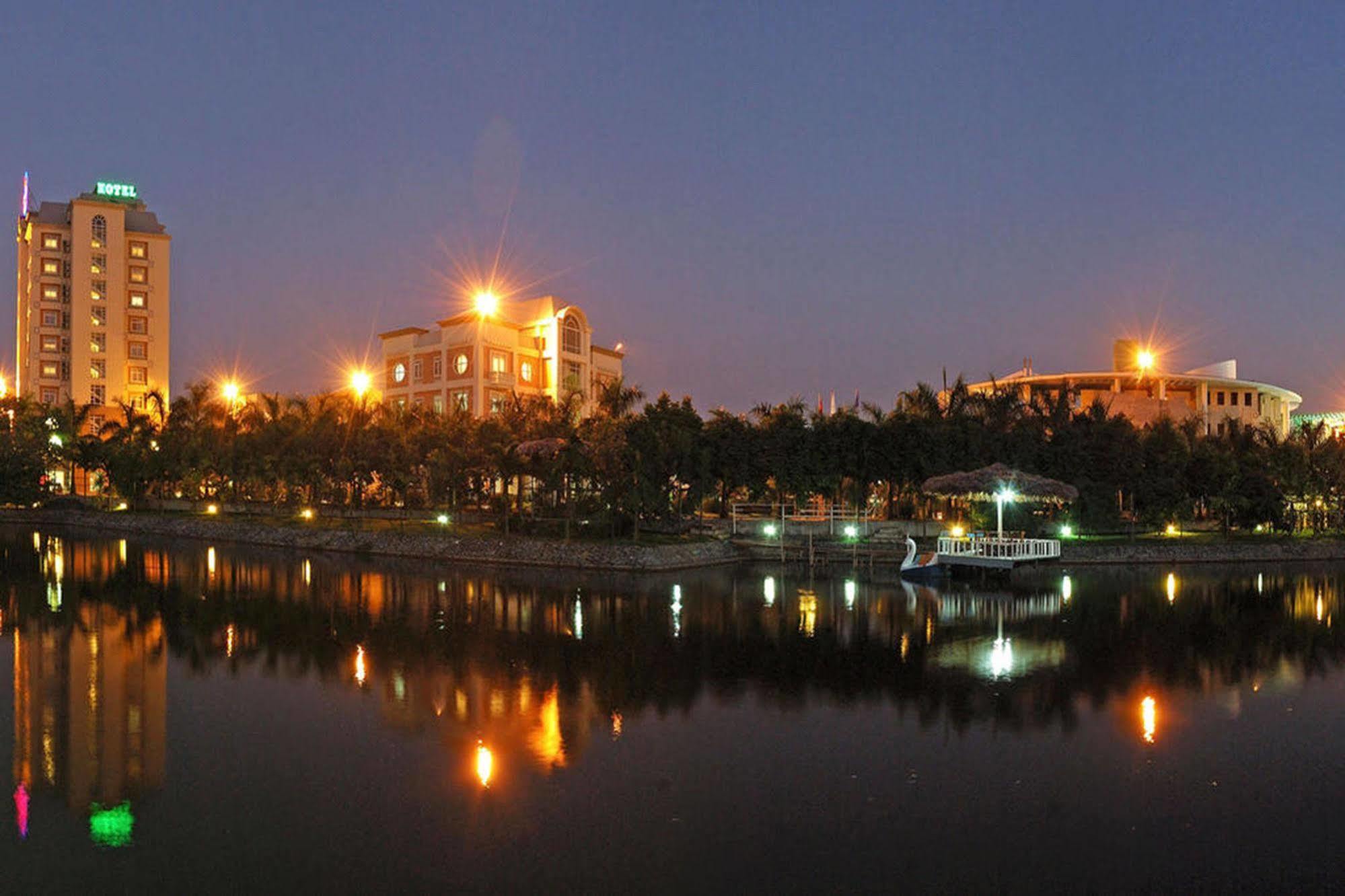 Camela Hotel & Resort Hajfong Zewnętrze zdjęcie